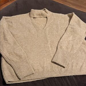 Riley & Rae V-Neck Sweater in Beige